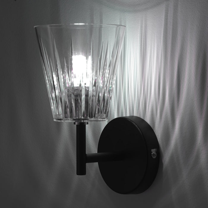 Applique in acrilico trasparente cm. L.11 x P.14 x H.20