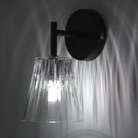 Applique in acrilico trasparente cm. L.11 x P.14 x H.20