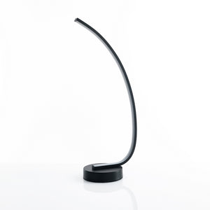 Lampada da tavolo in alluminio verniciato nera cm H.58 x L.15 x P.28