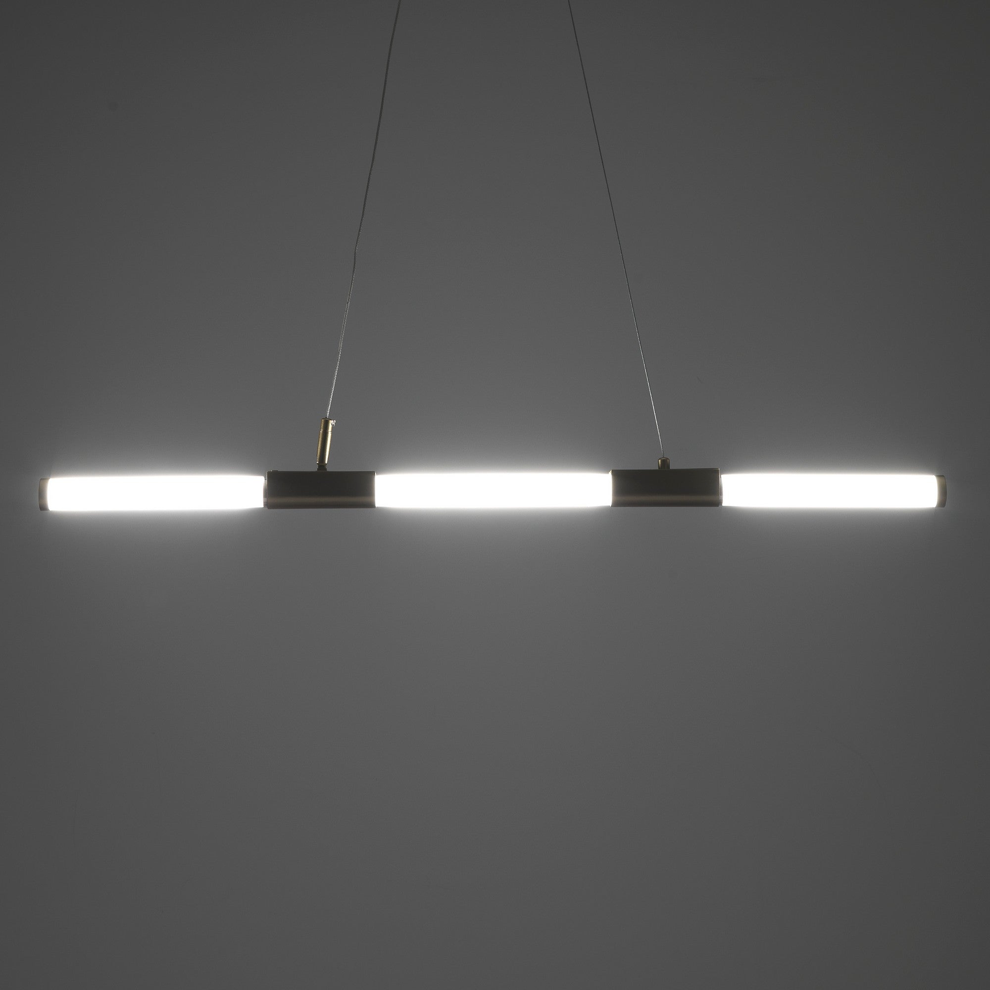 Lampadario in vetro e acciaio oro cm. Ø.3,2 L.92