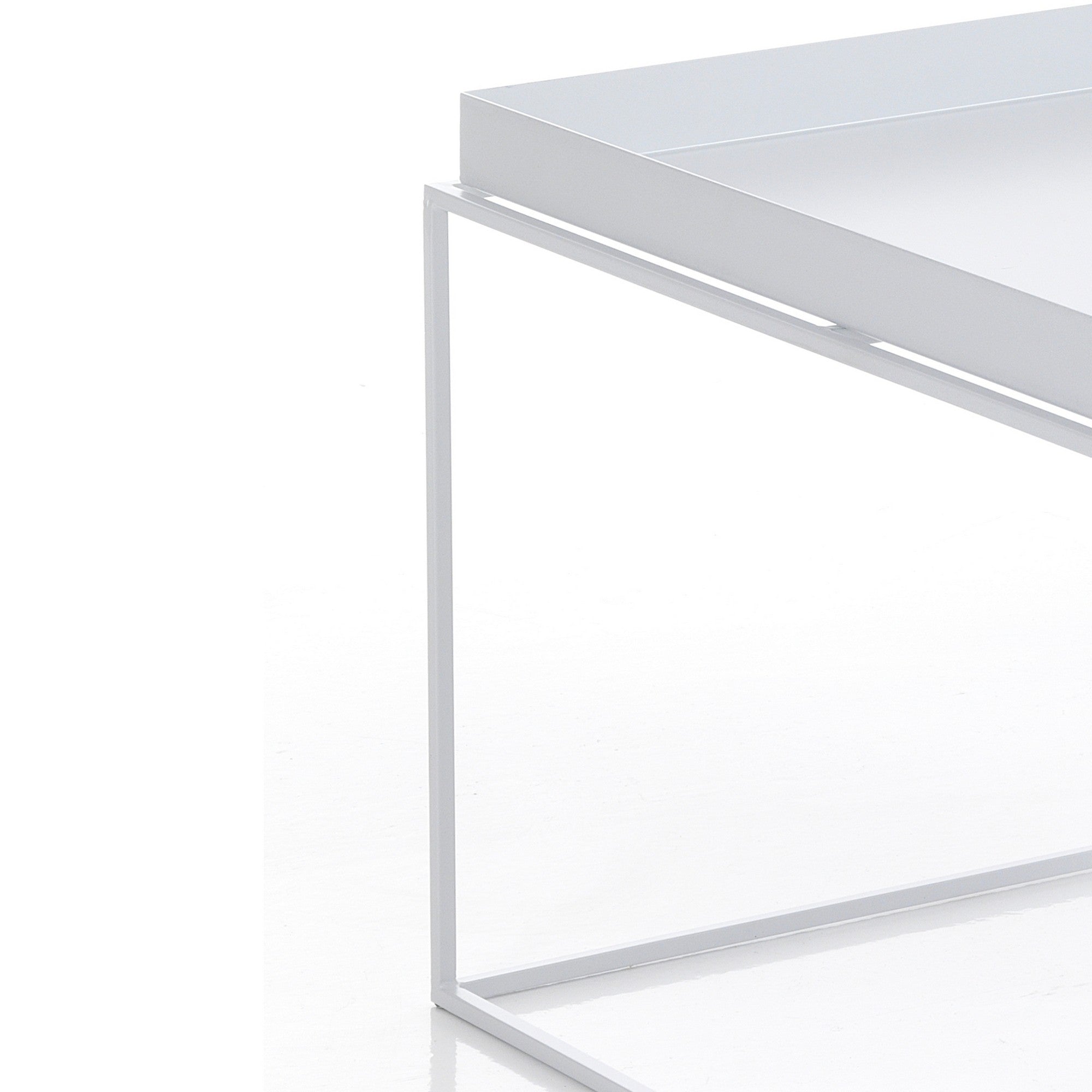 Tavolino da esterno in acciaio bianco H.40 x L.60 x P.60