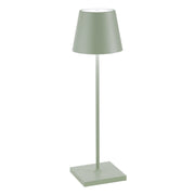 Zafferano Lampada a led da tavolo Poldina Pro Verde Salvia ricaricabile e dimmerabile con batteria fino a 12 ore. Da uso esterno IP65