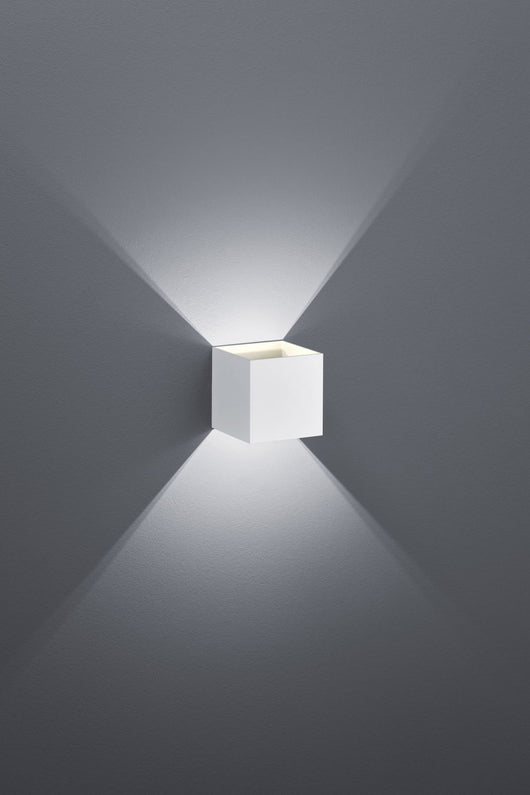 LOUIS APPLIQUE LED 4,3W 430lm, 3000K CUBO BI-DIREZIONALE COLORE BIANCO H.10CM