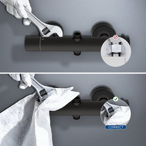 colonna doccia rotonda completo di miscelatore termostatico cilindro, soffione rotondo 20x20cm, nero