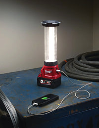 Lampada LED Milwaukee M18LL-0 (Solo corpo)