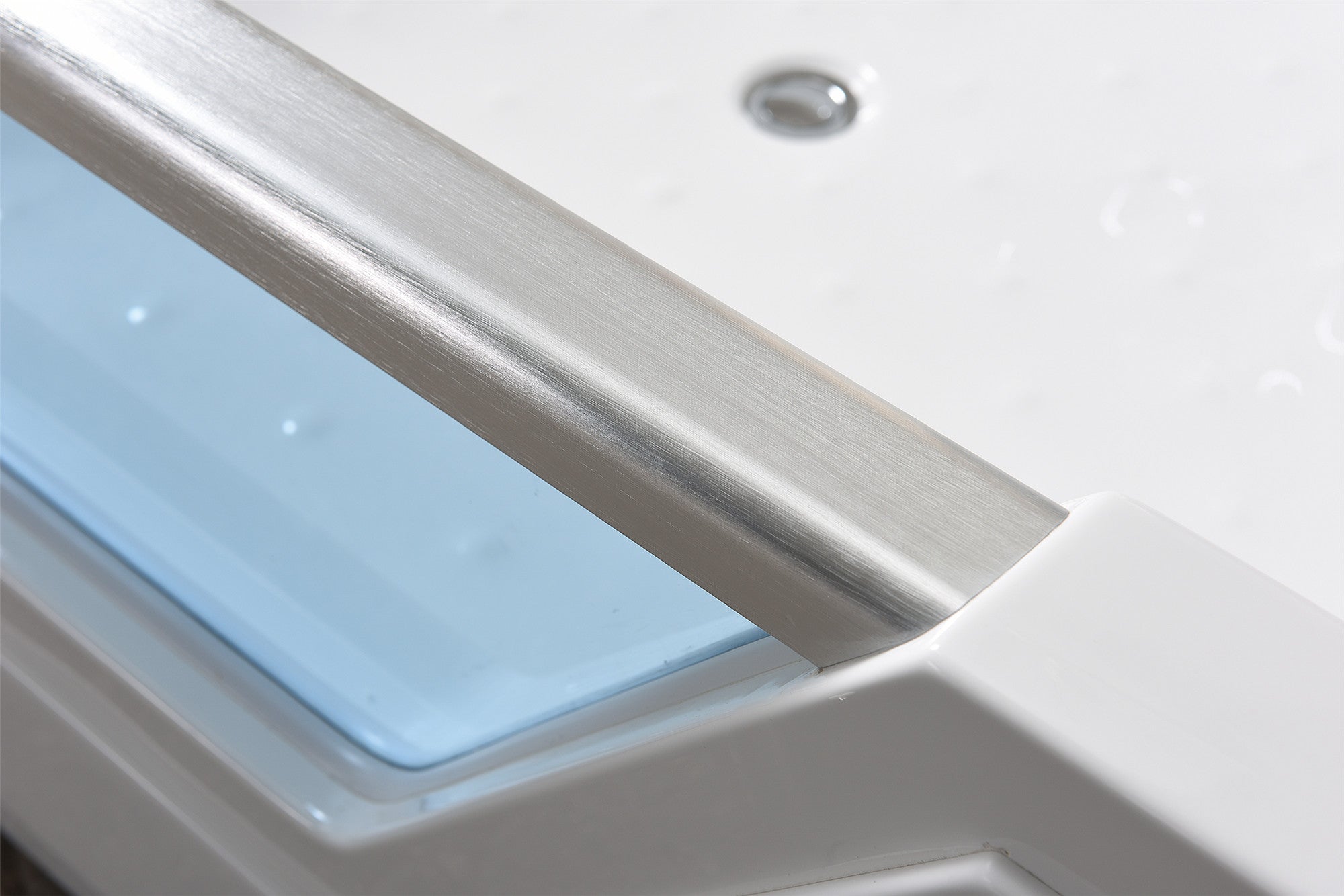 Vasca idromassaggio con vetro panoramico 170 X 120 cm 8 getti – Linda