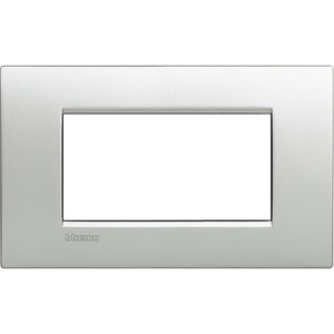 Bticino Livign Light placca 504 4P tech LNC4804TE