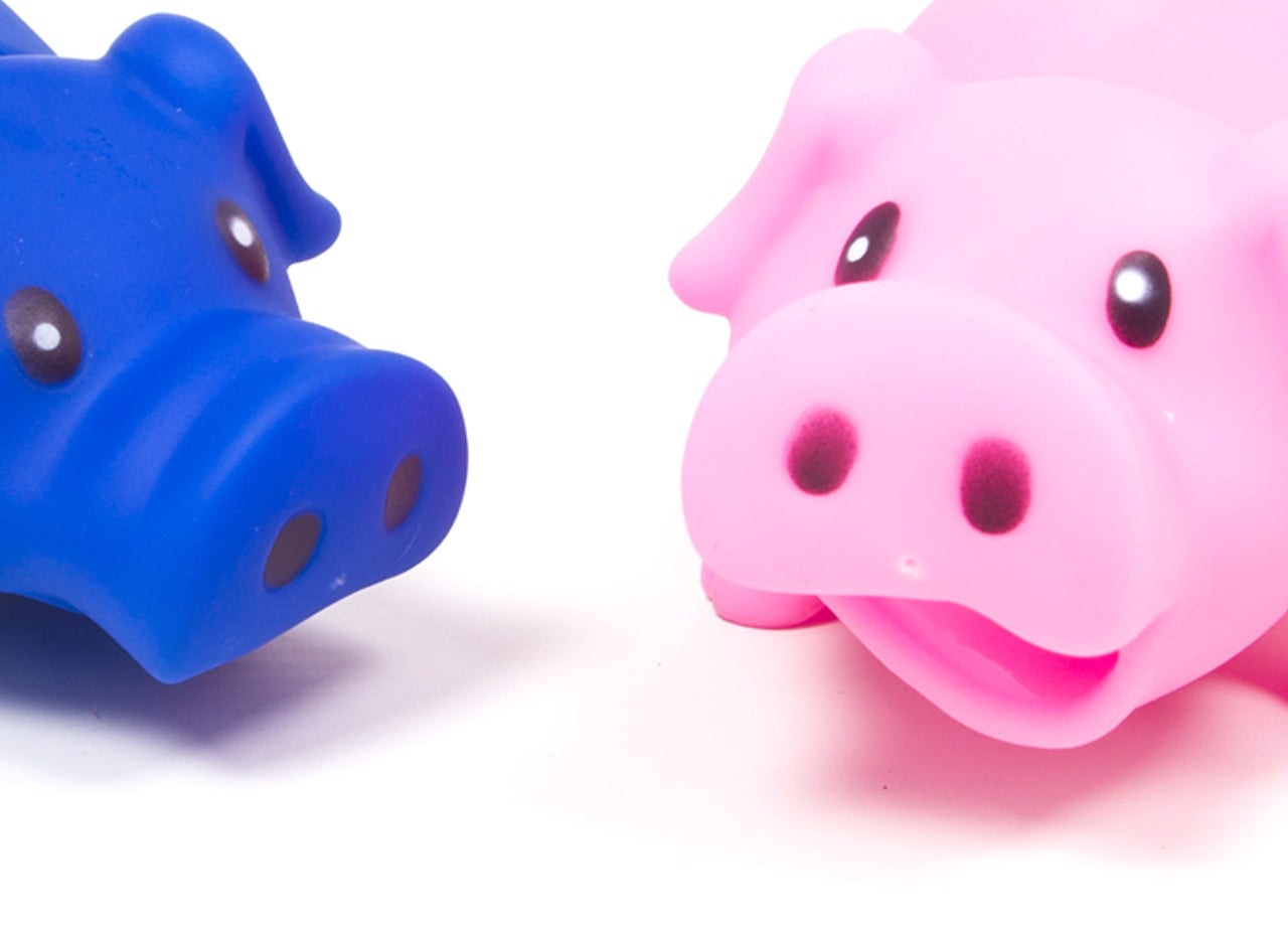 Set 2 Pezzi Giocattolo Per Animali Domestici Modello Piggy Friends Rosa E Blu