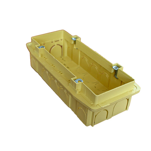 Scatola rettangolare con inserto metallico, 6 posti, interasse 99,5x58 mm, 185x87x53,5 mm, ideale per installazioni elettriche interne