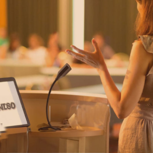 Microfono da Tavolo Flessibile con LED RGB per Lavoro, Video Chat Online e Gaming