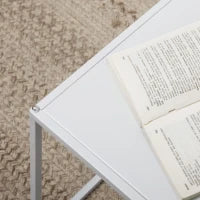 Set 2 Tavolini da Caffè Impilabili Quadrati in Acciaio, Bianco