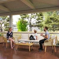 Set da Giardino 4 Pezzi con Divano 3 Posti, 2 Poltrone e Tavolino Basso in Rattan PE e Acciaio Multicolore