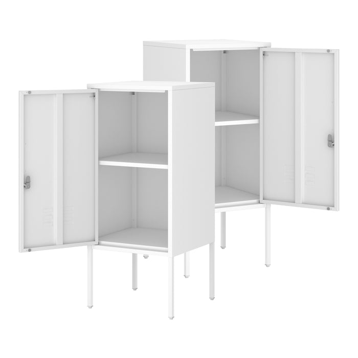 Set di 2 Comodini Hausjärvi con Anta a Destra e Sinistra 82 x 35 x 35 cm - Bianco [en.casa]