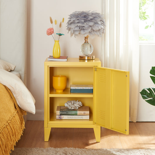 Comodino 'Inari' in Acciaio con Anta - Giallo [en.casa]