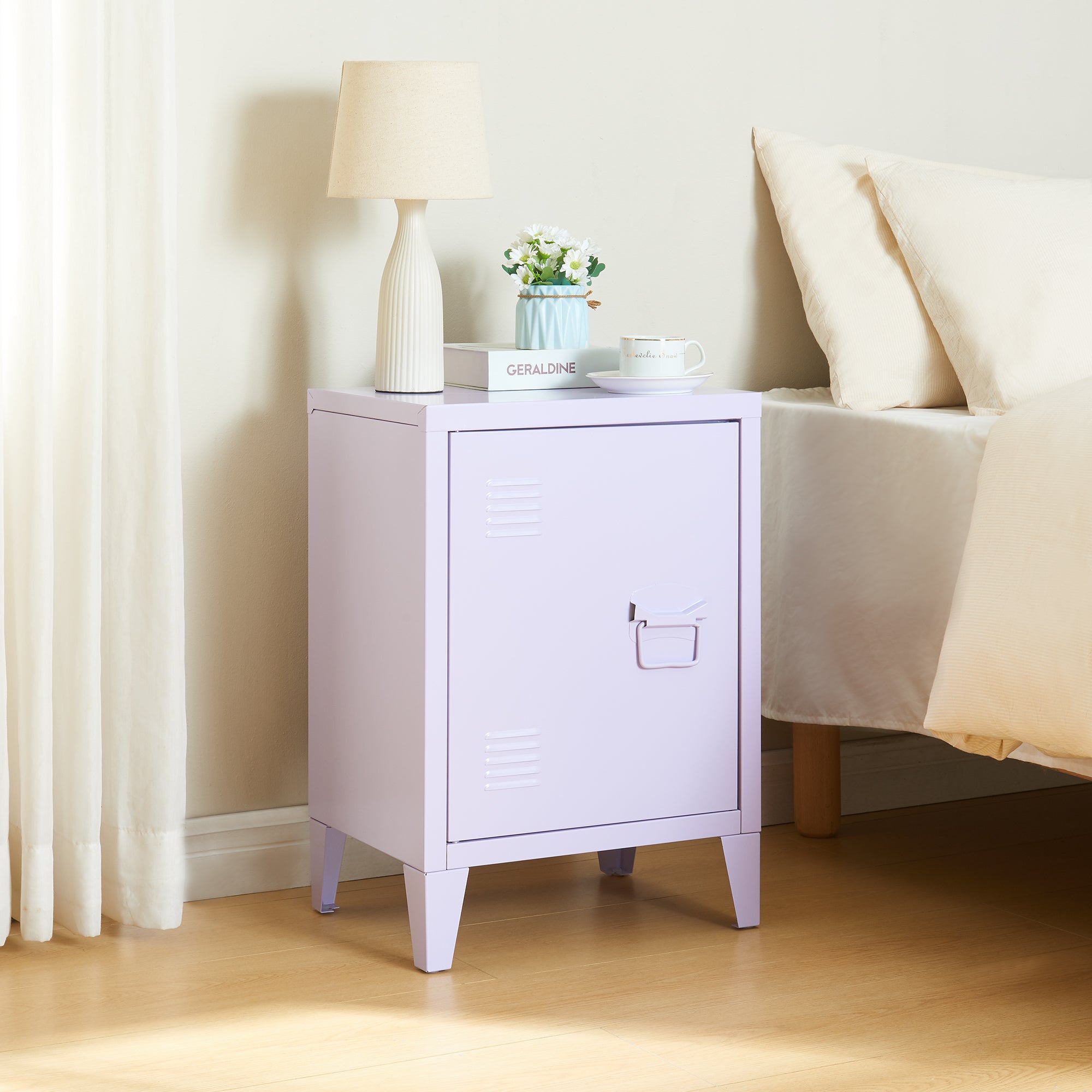 Comodino 'Inari' in Acciaio con Anta con Maniglia a Destra - Viola Chiaro [en.casa]