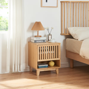 Comodino in Bambù Ypäjä con Scomparto Chiuso e Aperto - Naturale [en.casa]