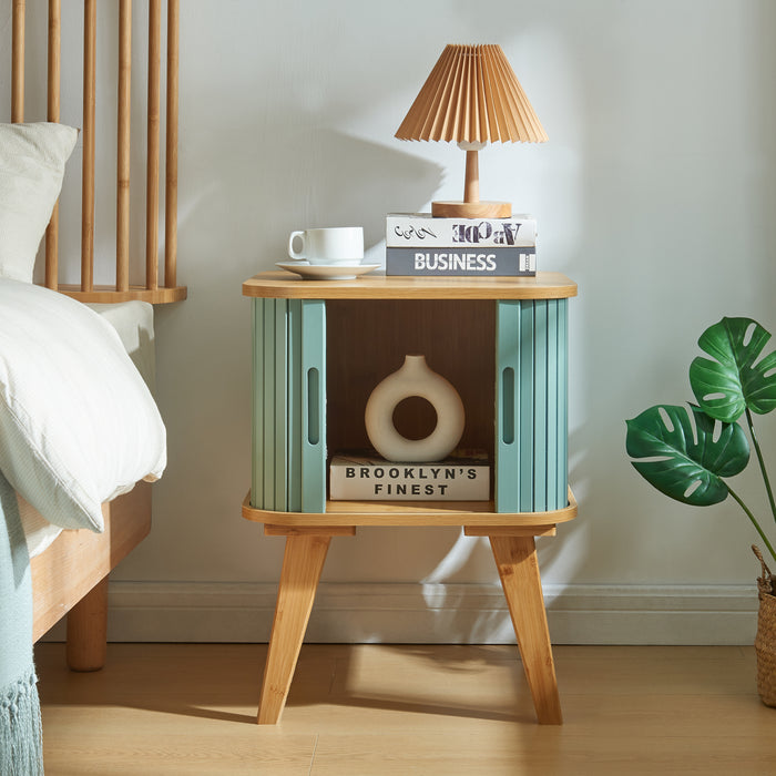 Comodino Tysvær in Bambù con 2 Ante Scorrevoli - Naturale / Azzurro [en.casa]