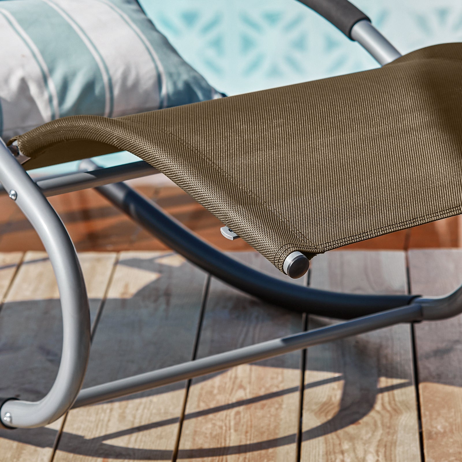 SoBuy 2 x Sdraio a dondolo con poggiatesta 63x150x87cm OGS28-BRX2