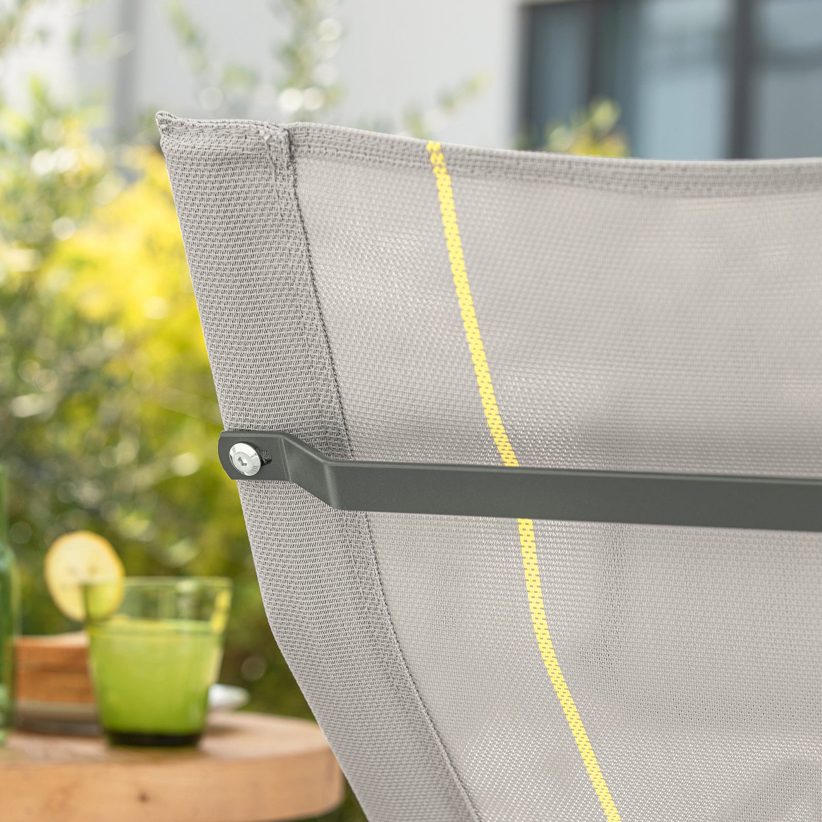 SoBuy Dondolo da Giardino Sedia a Dondolo da Esterno Lettino Prendisole con Tasca Laterale Poltrona da Giardino Sdraio per Patio Balcone Campeggio Spiaggia Grigio 143x57x85 cm OGS47-HG