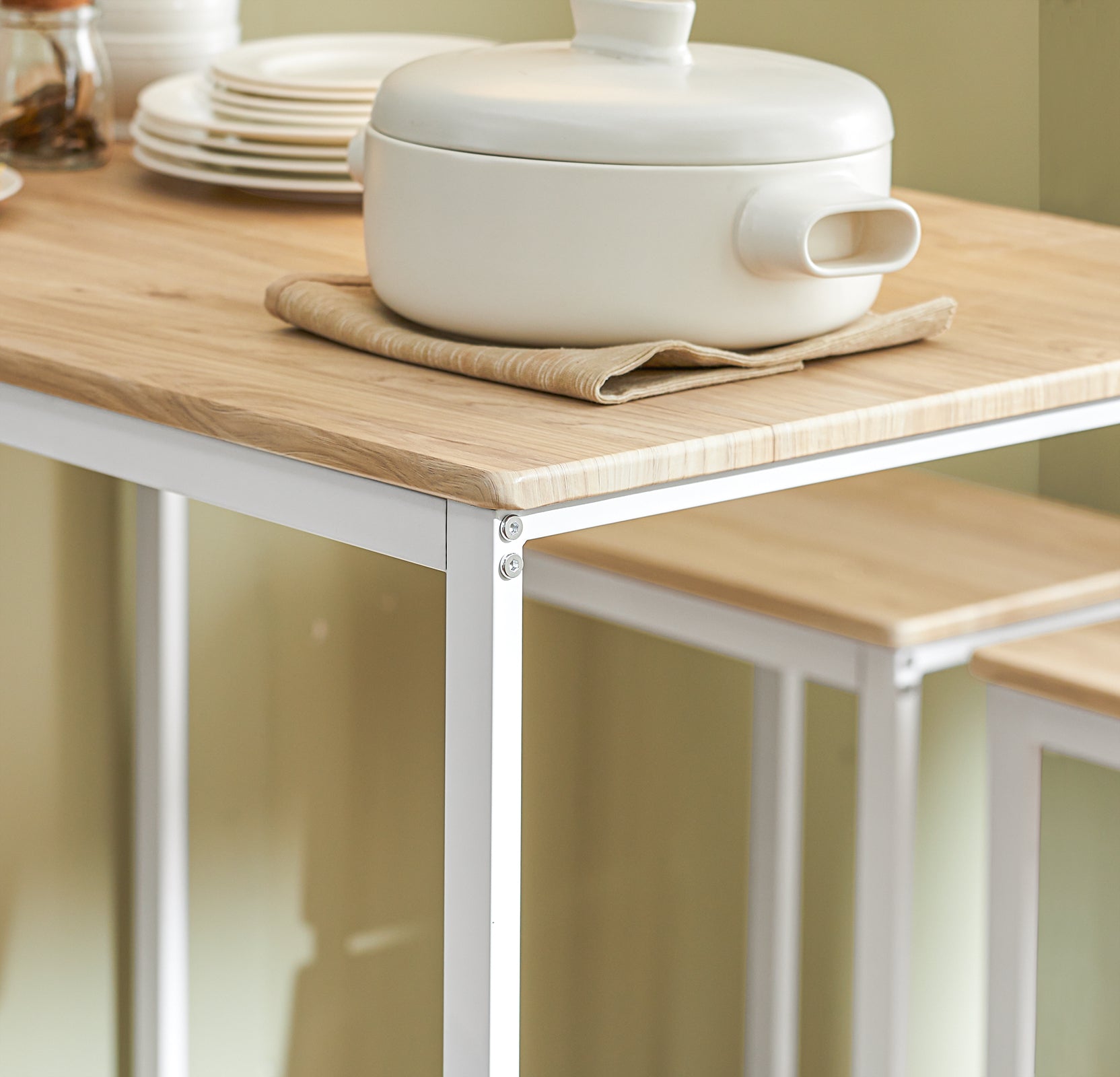 Set 5 Pezzi Tavolo con 4 sgabelli Mobile Bar per casa Stile Industriale L100*P60*A96cm Bianco OGT15-WN