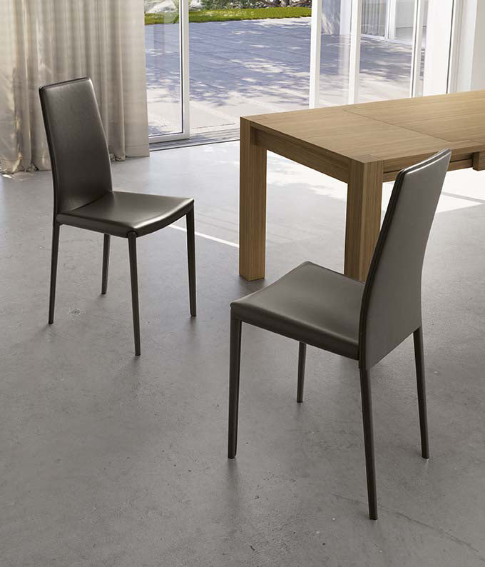 Kitty - Sedia in ecopelle marrone 4 pz