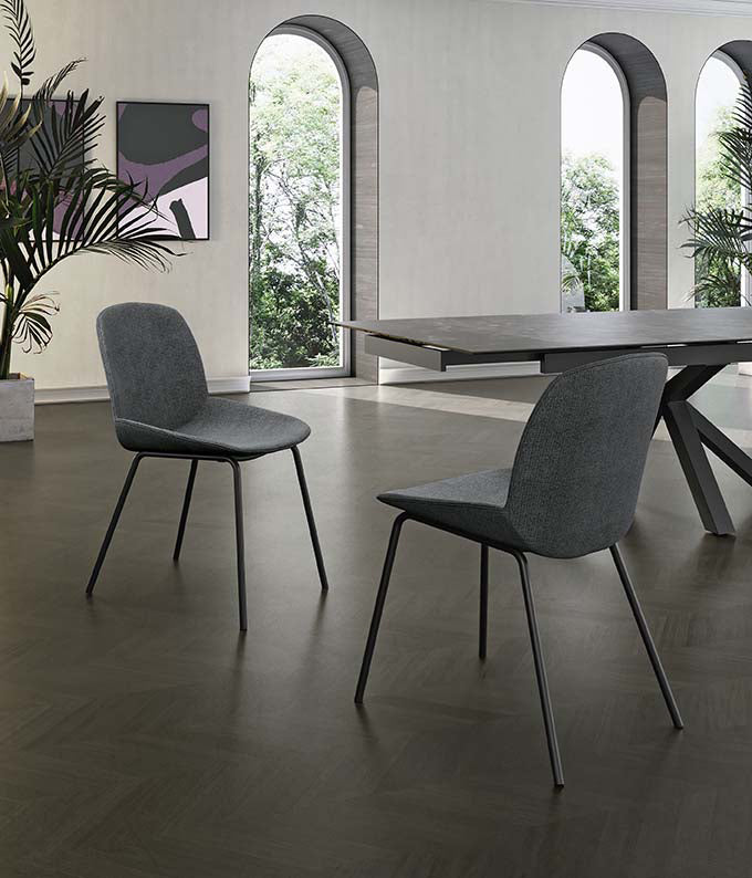 Eva - Sedia in tessuto grigio scuro 4 pz