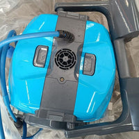 Robot piscina Dolphin OASIS 60 con trasformatore digitale IoT Wi-Fi e carrello by Maytronics - Usato KM0