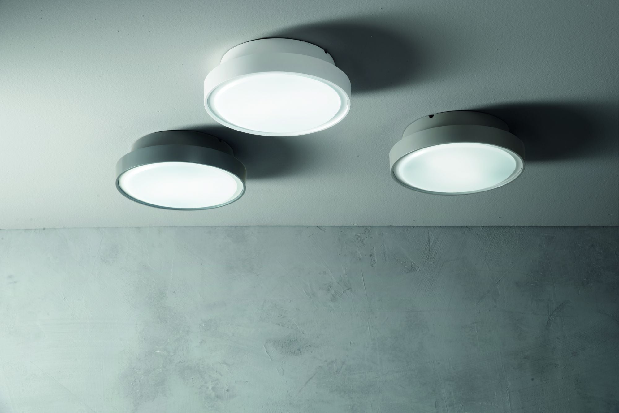 PLAFONIERA PER ESTERNI PETAR 2 LUCI ATTACCO E27 BIANCO