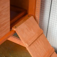 Pollaio in Legno Prefabbricato con Nido per la Cova e Casetta con Vassoio Estraibile