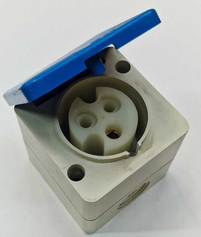 PRESA CEE INDUSTRIALI DA PARETE IP44 2P+T 220V blu