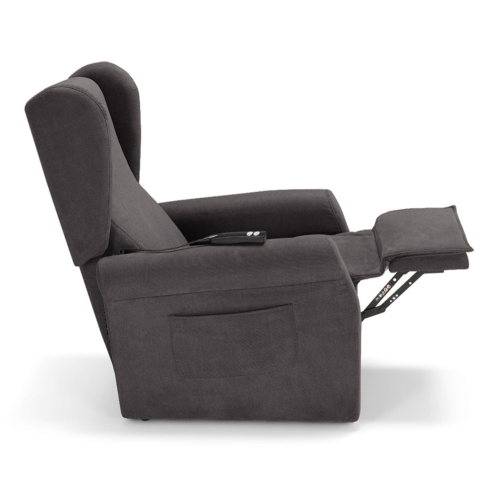 Poltrona relax elettrica PISA MADE IN ITALY per anziani e disabili, 2 motori, 4 ruote, reclinazione e alzapersona, Tessuto Antimacchia, colore Grigio
