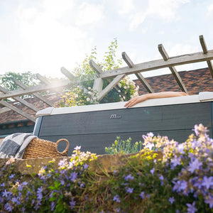 Tempo Style - Piscina Idromassaggio Quadrata MSpa Oslo Plus F-OS063WP (6 Posti) | 180 x 180 x 65cm | 1150 litri | 120 getti d'aria massaggianti a 3 velocità | Copertura termica inclusa