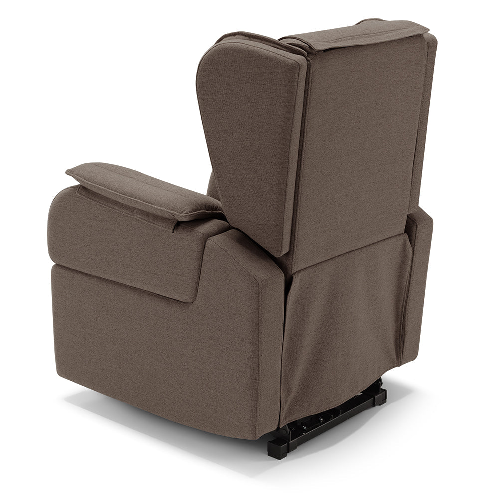 Poltrona relax elettrica Berlino per anziani, 2 motori, 4 ruote, reclinazione e alzapersona, braccioli estrabili, Tessuto Antimacchia, colore Fango
