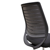 Poltrona ufficio casa girevole con ruote e braccioli in nylon nera Potres Ada