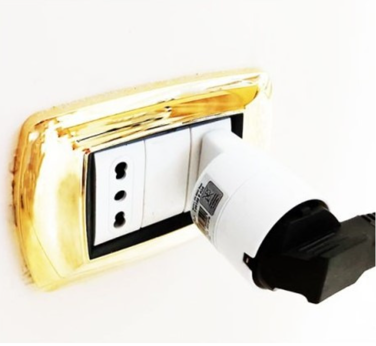 Adattatore schuko bianco 10 ampere ecova