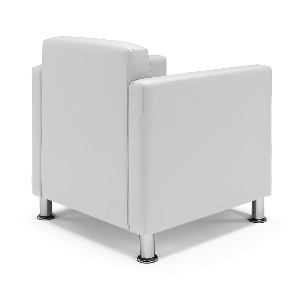 Poltrona imbottita QUADRA MADE IN ITALY in ecopelle con piedi cromati, ideale per camera da letto, soggiorno, lounge, studio professionale, colore Bianco