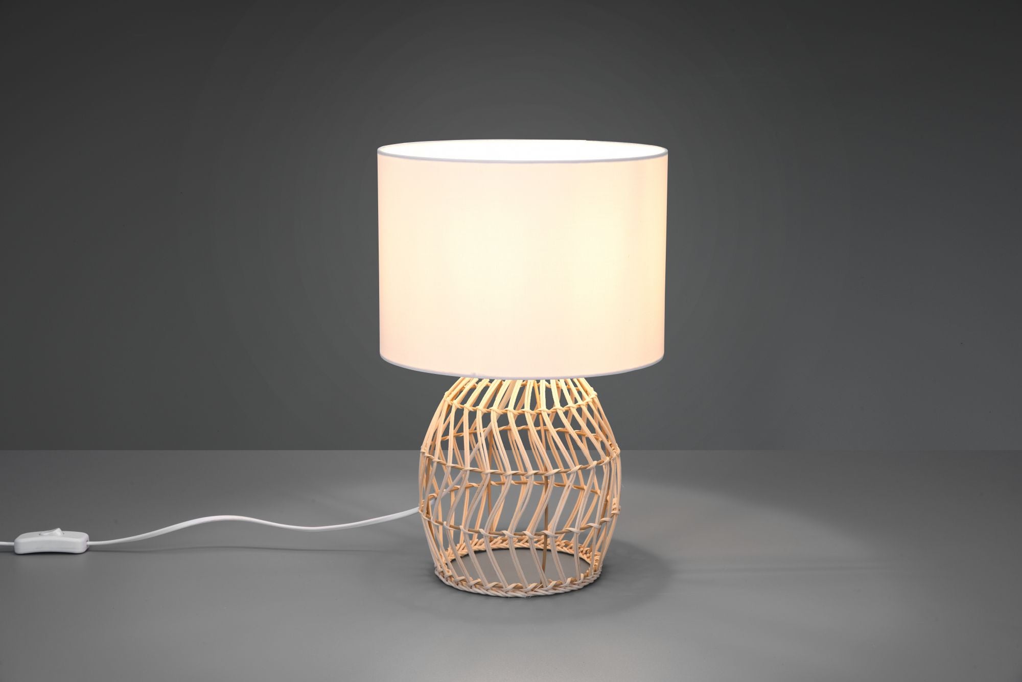 RIKE LAMPADA DA TAVOLO IN RATTAN EFFETTO NATURALE CON PARALUME BIANCO H. 38CM 1 LUCE ATTACCO E27