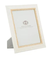 Cornice Line White Glam Cm 27.3X1.8X32.5 (Misura Interna Cm 20X25)