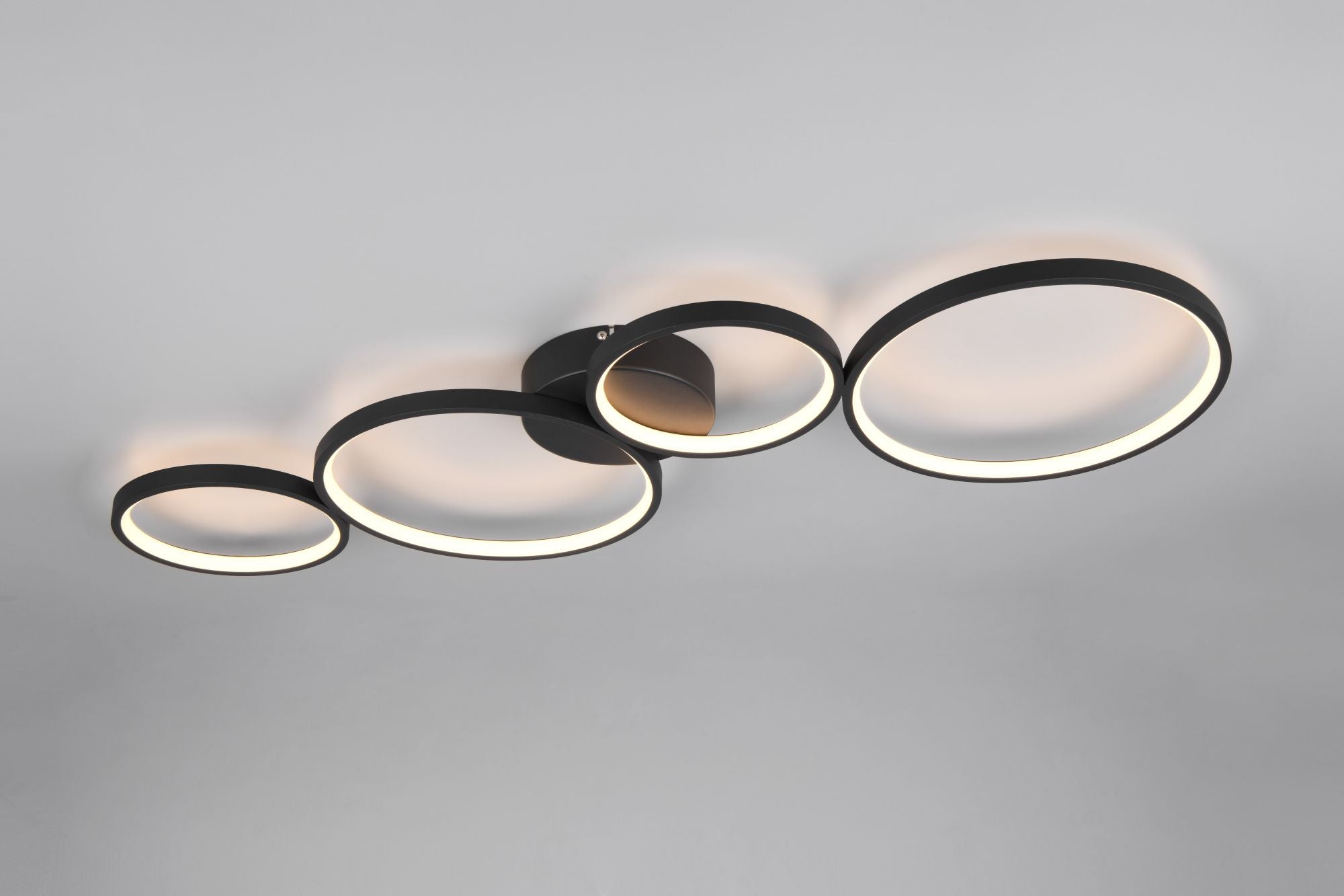 RONDO PLAFONIERA LED 37W 4800lm, 3000K 4 CERCHI METALLO NERO OPACO DIMMERABILE CON INTERRUTTORE A PARETE L. 97CM