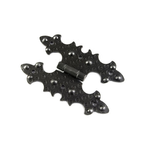 Cerniere rustiche in ferro martellato nero 55 x 92 mm.