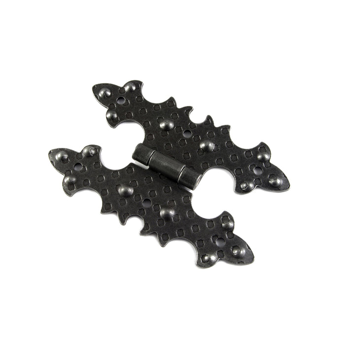 Cerniere rustiche in ferro martellato nero 55 x 92 mm.