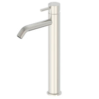 SINED Rubinetto miscelatore lavabo inox satinato in acciaio 316L, modello LEVANTE Alto da 25 cm per bagni eleganti e funzionali.
