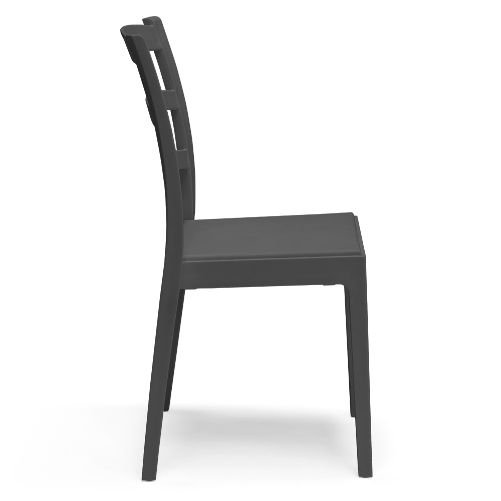 Set 4 sedie in polipropilene REA, MADE IN ITALY, impilabile, resistente ai raggi UV, design classico, ideale per sala da pranzo, cucina, sala d’attesa, bar, ristoranti o giardino, colore Antracite