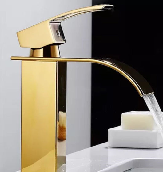 Rubinetto miscelatore lavabo bagno a cascata con piletta effetto oro Art.79565