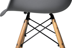 Sedia in plastica grigia, poltrona con piedi in legno (2 pz)  SD01DAPL