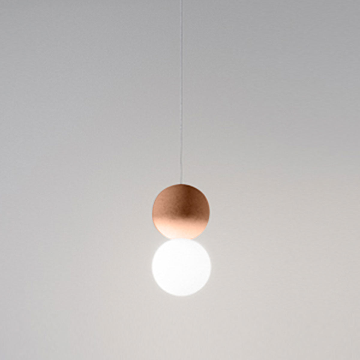 Sfera - Lampada a sospensione singola con sfera in cemento rosso e vetro opale - 1XG9 max 1X7W, montatura bianca, IP20