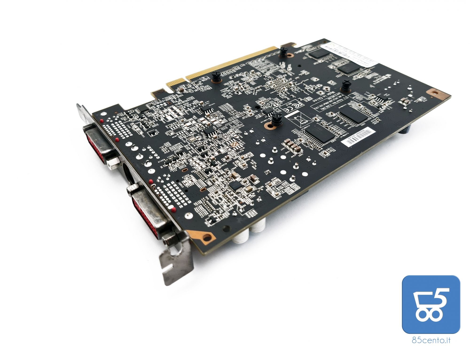 SK Scheda Video 1GB XFX Radeon HD 4670 DirectX 10.1 HD-467X-ZDF2 1GB 128-Bit DDR2 PCI Express 2.0 x16 HDCP Ready