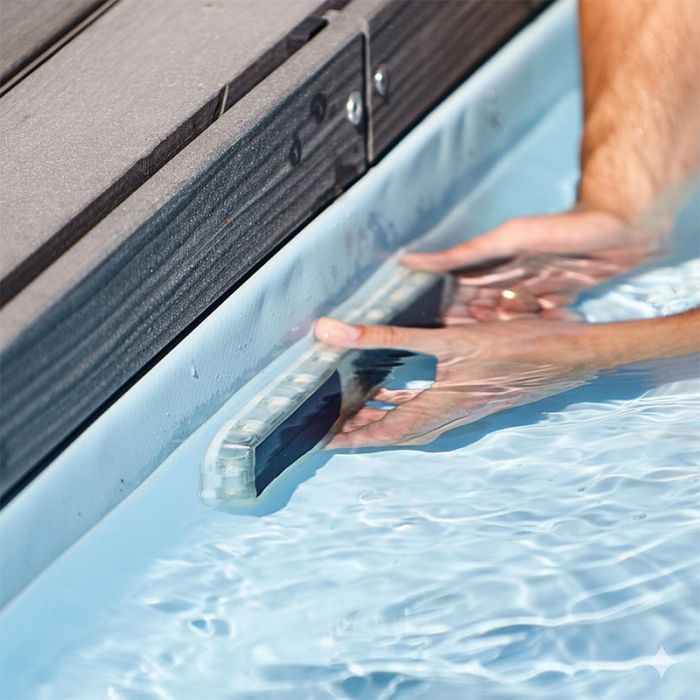 Lampada A Led Per Piscina Con Ricarica Solare - Da 2 A 3 Pezzi