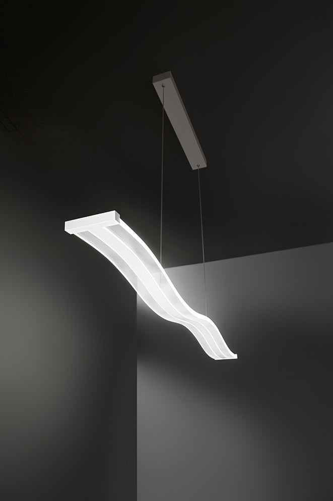 Bend Sospensione LED 48W 3648LM CCT 3000K 4000K 6000K in metallo colore bianco 120cm diffusori ondulati
