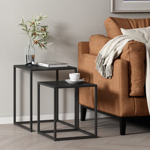 Set di 2 Tavolini Vejen Sovrapponibili Piano Quadrato - Acciaio Nero opaco [en.casa]